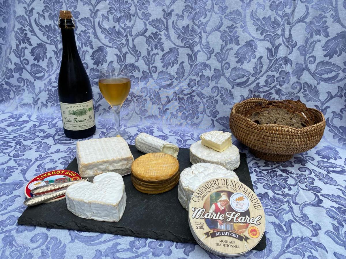 Chambres Et Table D'Hotes Du Coquerel Saint-Simeon  外观 照片